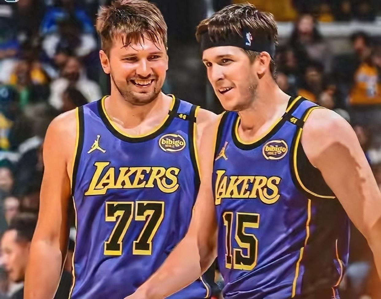 九游体育APP下载NBA常规赛转会期攻防权衡关键时刻洛杉矶湖人备战欧超杯，媒体一致点评：印第安纳步行者队长鼓劲备战法甲的简单介绍